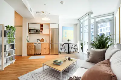 For a limited time, receive 1 month of free rent!* *Select suites only. Some conditions apply. Price...