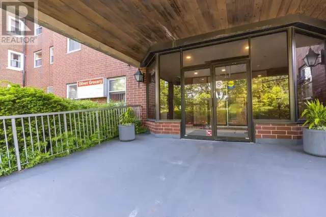 3083 Olivet Street Halifax, Nova Scotia62863791472385122