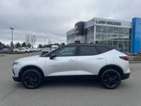This Chevrolet Blazer LT runs a strong turbocharged 2.0L engine paired with a smooth 9-speed automat... (image 6)