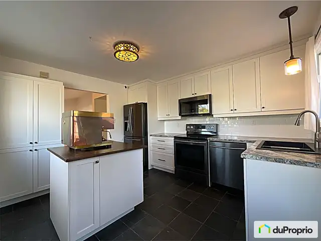 $534,900 - Split Level for sale in Vaudreuil-Dorion in Houses for Sale in West Island - Image 5