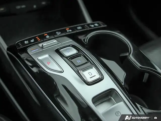 2022 Hyundai Tucson Hybrid Ultimate great first car |leather... in Cars & Trucks in London - Image 19