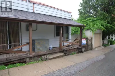 **GREAT POTENTIAL** ABSOLUTELY THE BEST PRICE IN THE WHOLE REGION**HOUSE NEXT DOOR ALSO FOR SALE (X1...