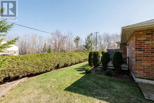 4 - 275 HURON STREET Clearview (Stayner), Ontario in Houses for Sale in Oakville / Halton Region - Image 32