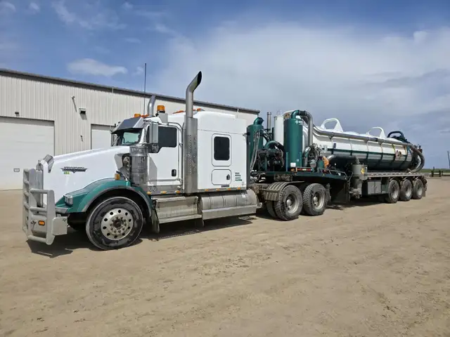 2009 KENWORTH T800 in Heavy Trucks in Saskatoon - Image 2