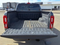 WAS: $31995 NOW: $29999 plus taxes and licensing feesWE DELIVER ANYWHERE IN CANADA! Midsize with ful... (image 6)