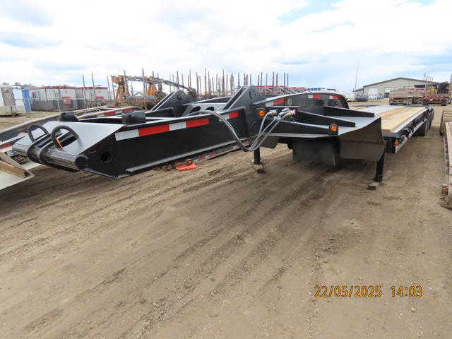 2- BWS 55LBX3 LOWBED TRAILERS FOR SALE ASKING 70K EACH. in Heavy Equipment in Grande Prairie - Image 2
