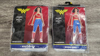 6 Piece Wonder Woman Adult Costume *BNIB*