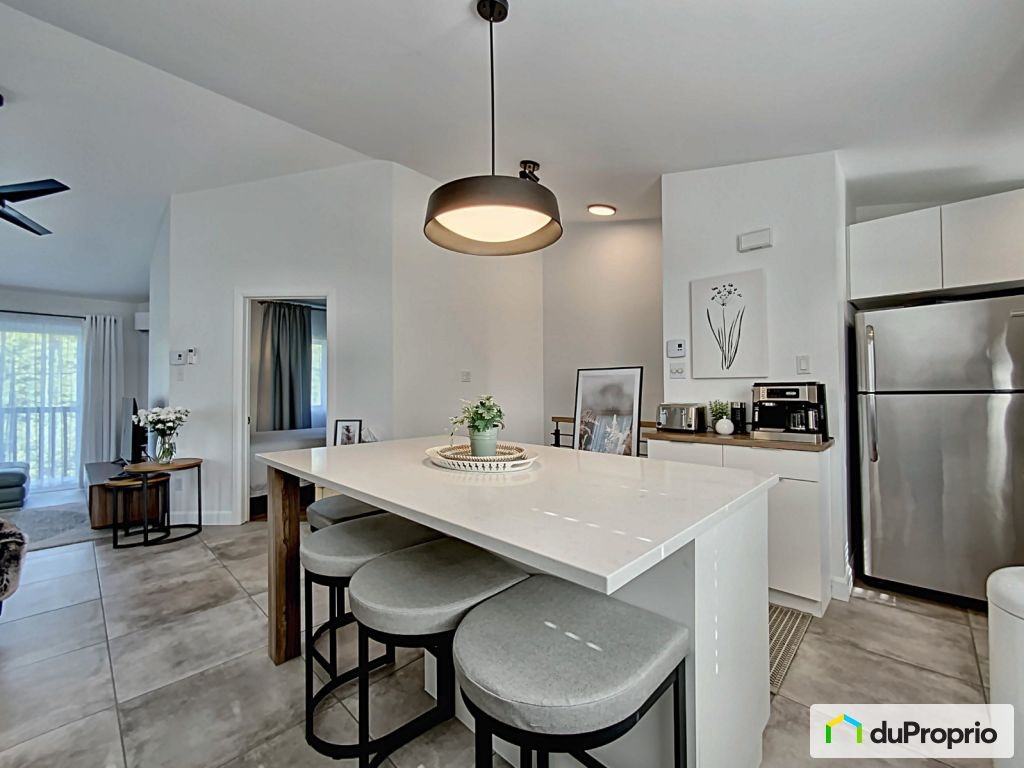 $198,900 - Condominium for sale in St-Côme — photo 1