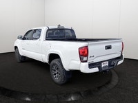 This Toyota Tacoma has a powerful Regular Unleaded V-6 3.5 L/211 engine powering this Automatic tran... (image 3)