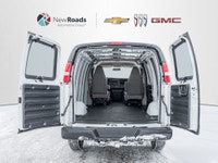 JUST LANDED 2025 CHEVROLET EXPRESS 2500!! SAVE THOUSANDS VERSUS BRAND NEW!!! MORE PHOTOS TO COMEPRIC... (image 6)