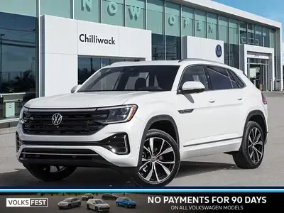 This Volkswagen Atlas Cross Sport boasts a Intercooled Turbo Regular Unleaded I-4 2.0 L/121 engine p...