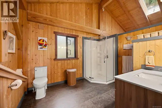 825 Austin Dr Cortes Island, British Columbia in Houses for Sale in Campbell River - Image 29