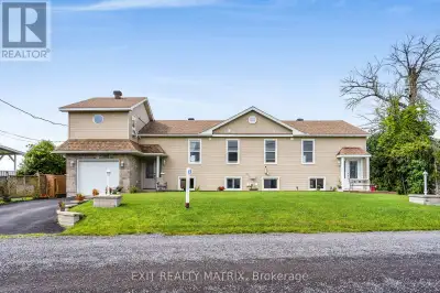 WATERFRONT WITH IN LAW SUITE - L'ORIGNAL. Experience waterfront living at its finest with this uniqu...