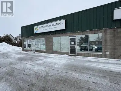 2040 square feet available in high exposure industrial M1 zoned mall. Close to all major road and tr...