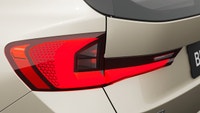 BMW Laval vous présente la puissante *BMW X1 xDrive28i 2026*. La nouvelle BMW X1 a la sportivité et... (image 9)
