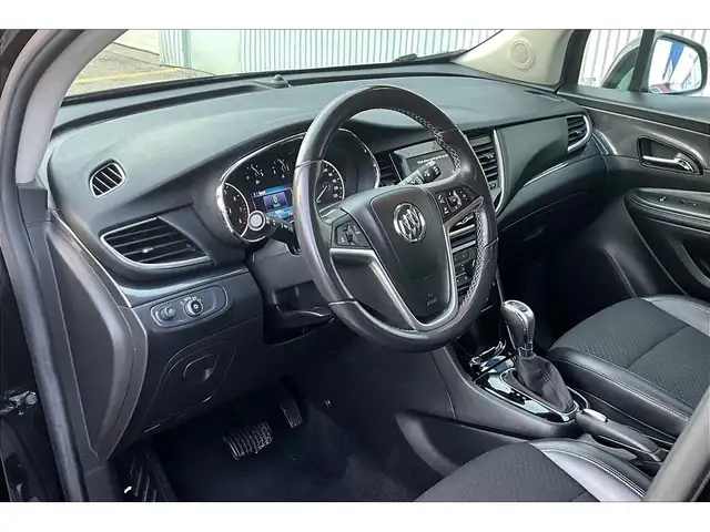 2022 Buick Encore Preferred AWD | Sunroof | Heated Seats | CarPl in Cars & Trucks in Cambridge - Image 5