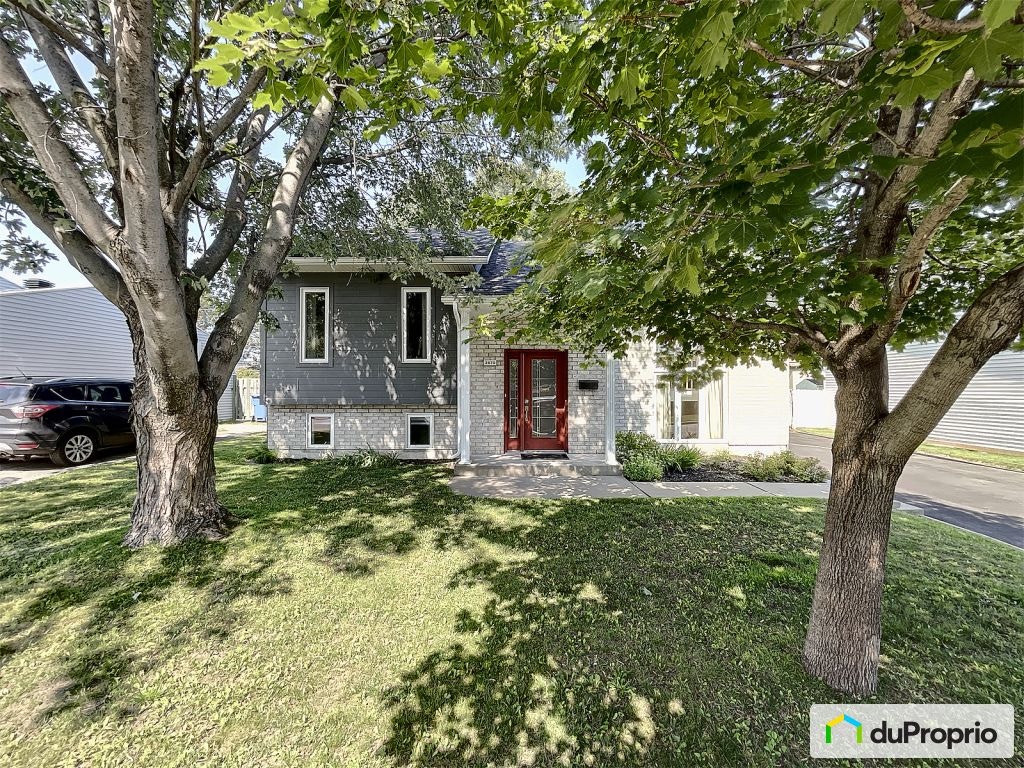 $499,500 - Bungalow in Trois-Rivières (Trois-Rivières-Ouest) — photo 1