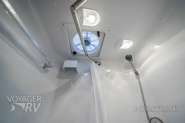 2027 Northern Lite 8.11 EX Dry Bath Limited Edition in Travel Trailers & Campers in Kelowna - Image 17