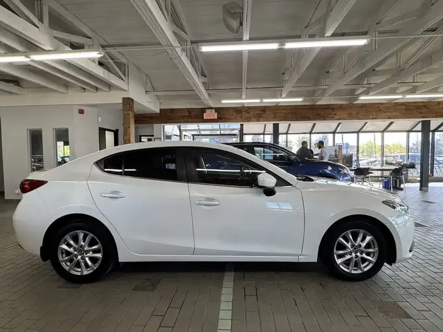 2015 Mazda Mazda3 4dr Sdn Man GS in Cars & Trucks in Longueuil / South Shore - Image 7