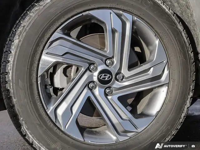 2023 Hyundai Santa Fe Preferred w/Trend Package Low Km | Leat...590535826111866885