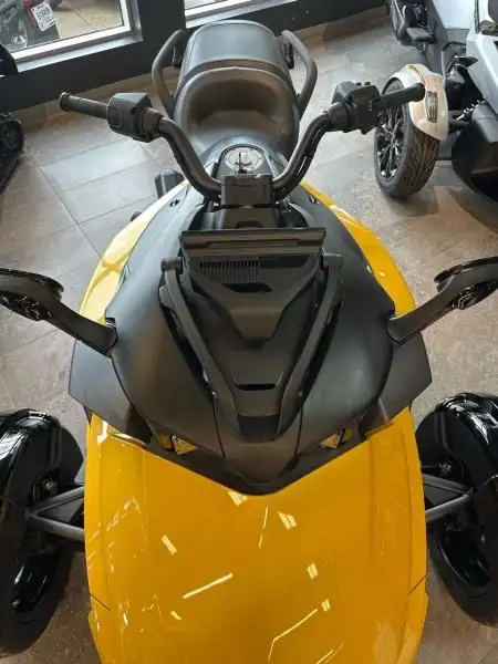 2026 CAN-AM Spyder F3-S (SE6) in Sport Touring in Lanaudière - Image 11