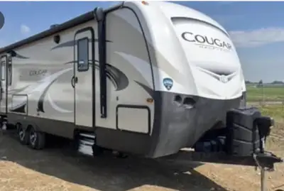 Services by Tom's RV 2024 - New shocks / New brakes 2025 - Completing resealed New Mattress Polar Pa...