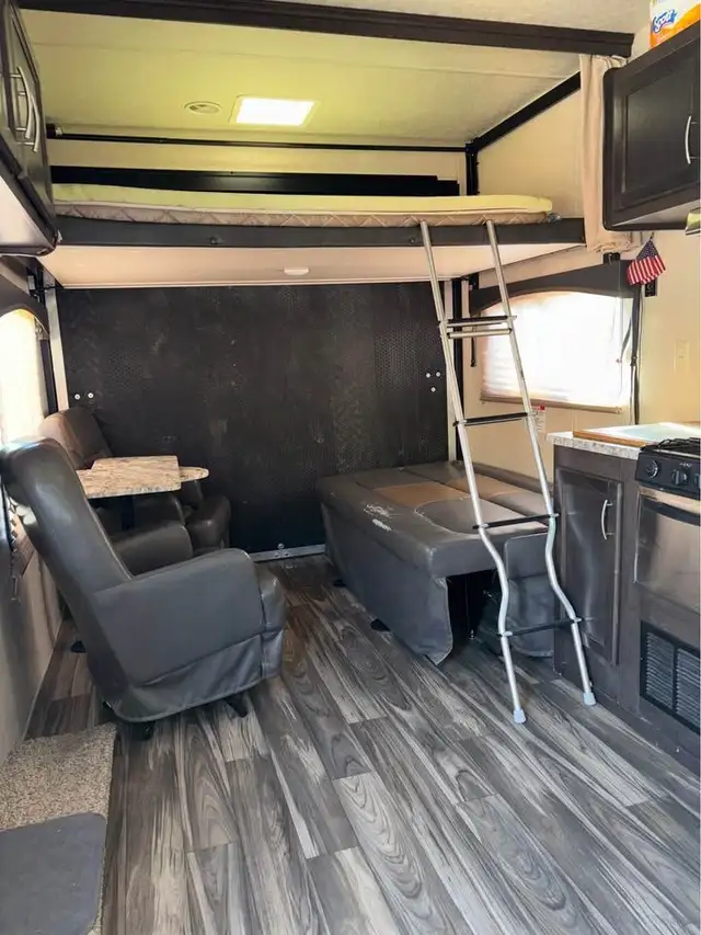 2018 FOREST RIVER STEALTH FS2413 29FT-FINANCE AVAILABLE!  in Cargo & Utility Trailers in Winnipeg - Image 10