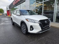 8.0-inch NissanConnect colour touchscreen display with Apple CarPlay and Android Auto integration, 7... (image 7)