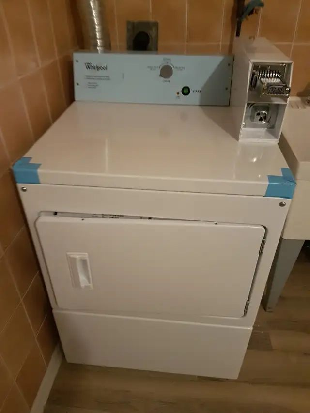 Commercial Coin washers and dryers in Washers & Dryers in City of Toronto - Image 4
