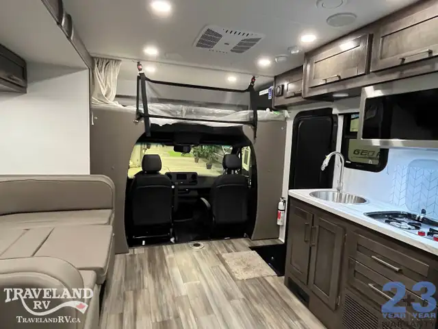 2426 JAYCO MELBOURNE 24L in RVs & Motorhomes in Saskatoon - Image 8