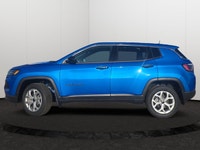 This Jeep Compass has a strong EC1 2.0L DOHC I-4 DI turbo engine w/ESS engine powering this Automati... (image 1)