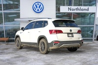2022 Volkswagen Taos Comfortline Pure White 1.5L I4 Turbocharged DOHC 16V LEV3-SULEV30 158hp 7-Speed... (image 5)
