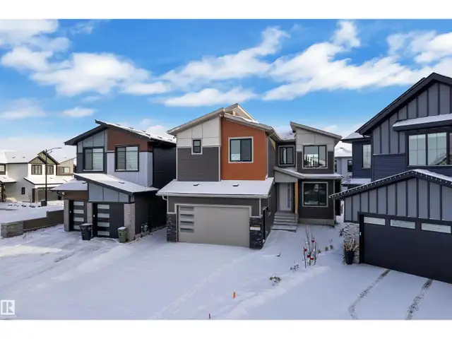 247 166 AV NE Edmonton, Alberta in Houses for Sale in Strathcona County - Image 3