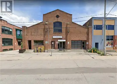 Rare Two-Level Liberty Village Office Loft. 2nd Floor Walk Up, Bright, Open Concept, Private Washroo...