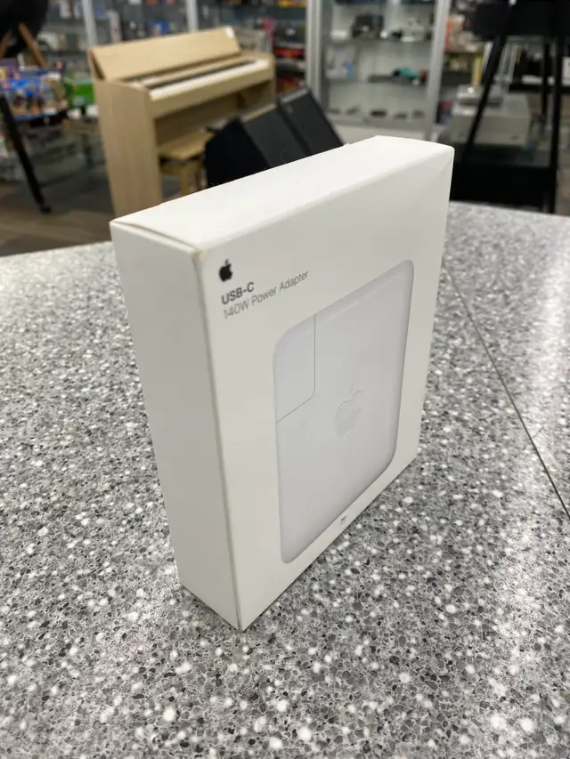 Apple USB C 140W Power Brick in Other in City of Toronto - Image 2