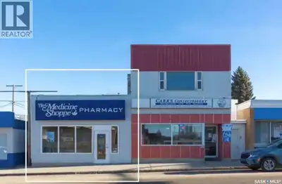 Great opportunity to own this 980 sqft commercial property in a busy business area on South Hill. It...