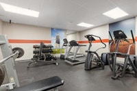 1971 St. Laurent Boulevard apartments for rent in Ottawa. Fully renovated spacious 1 Bedroom and 2 B... (image 3)