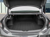 This Hyundai Sonata Hybrid has a strong Gas/Electric I-4 2.0 L/122 engine powering this Automatic tr... (image 6)