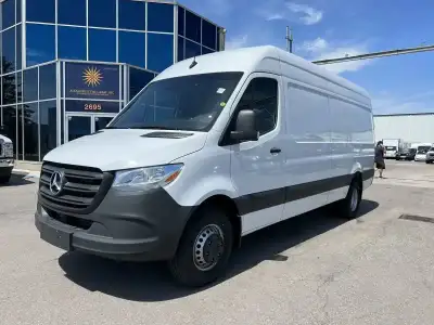 Alexander The Great Inc. Auto Sales 2695 Durante Way Milton, ON, L9T 5J1 Phone: 416-839-1558 2023 Me...