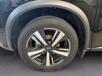Accident Free! | Intelligent All-Wheel Drive | Idle Stop/Start System | Power Panoramic Moonroof | X... (image 8)
