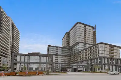 1 Bedroom for rent, Brand New n parking lot, locker & gym $2,150 Brand New Condo g in Oakville. Plea...