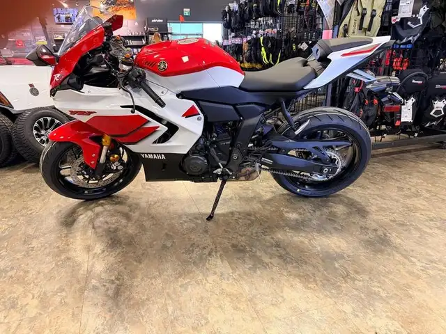2026 Yamaha YZF-R7 70th Anniversary in Sport Bikes in Medicine Hat - Image 3