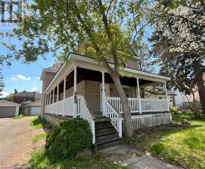 592 PEEL Street Unit# 2 Woodstock, Ontario