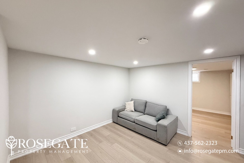 Private 1-Bedroom Basement Unit in Scarborough – 550 Sq Ft 5