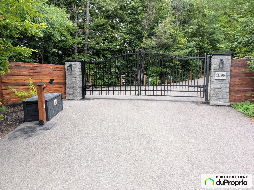 $1,247,500 - Country home for sale in Ste-Adele — photo 2