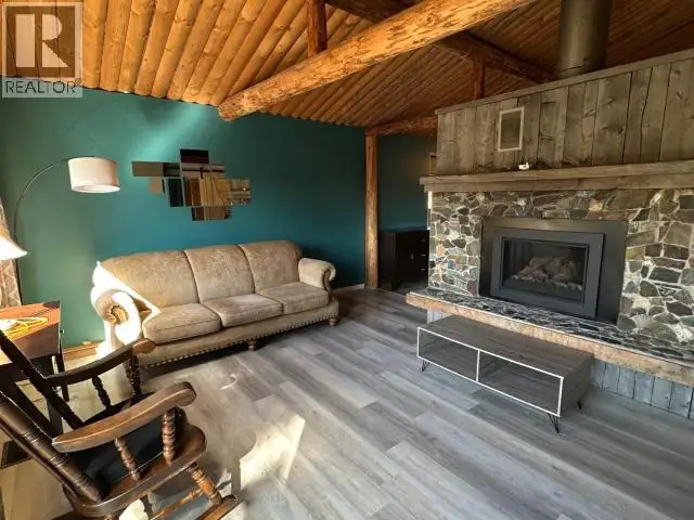 119 ALSEK CRESCENT Haines Junction, Yukon in Houses for Sale in Whitehorse - Image 7