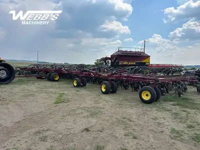 2012 SEED HAWK 8412/800 AIR SEEDER & TANK 84', 12 " Spacing, Sectional Control, With 6 locations in...