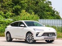 Efficient 1.2L Gas Engine with Automatic Transmission - Luxurious Leather Interior with Climate Cont... (image 1)