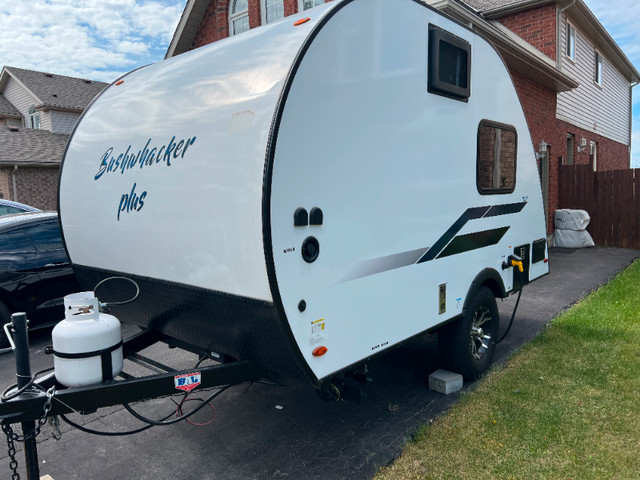 2022 Braxton Trailer PLUS 15K - ONLY $131 bi-weekly! in Travel Trailers & Campers in St. Catharines - Image 4