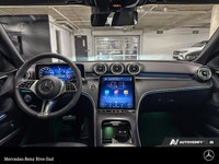 Mercedes-Benz Rive-Sud, la destination Mercedes-Benz par excellence. Bienvenue en première classe. D... (image 9)